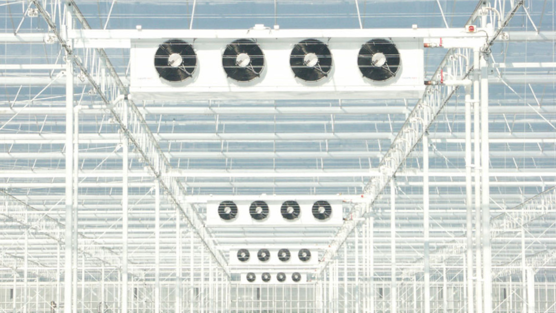 The World’s First Semi-Closed Greenhouse at Lans Rilland, the Netherlands